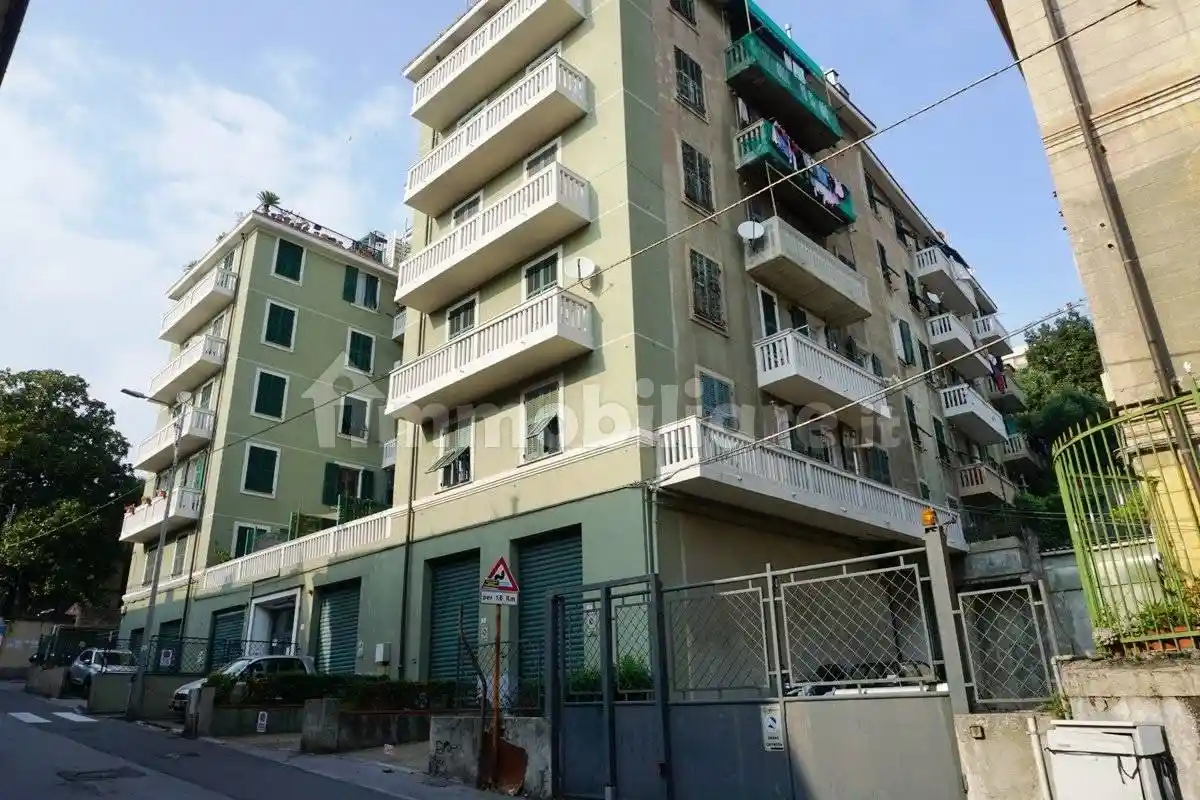 Appartamento in affitto a Genova