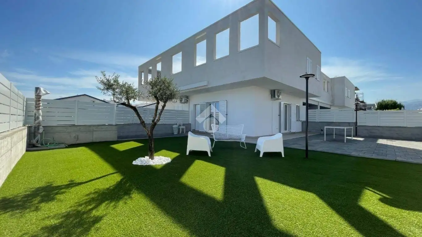 Villetta a schiera in vendita a Corigliano-Rossano