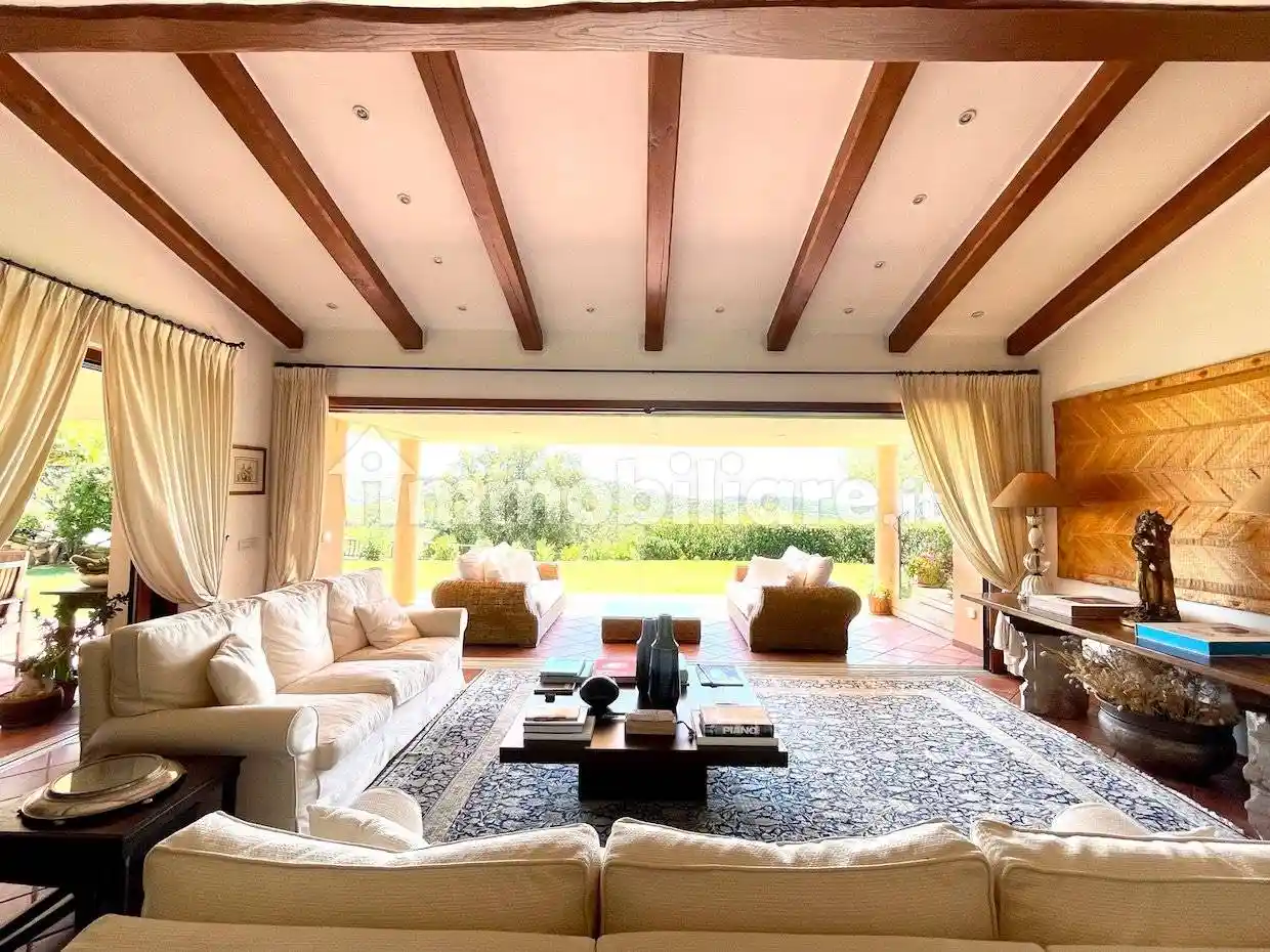Villa in vendita a Arzachena