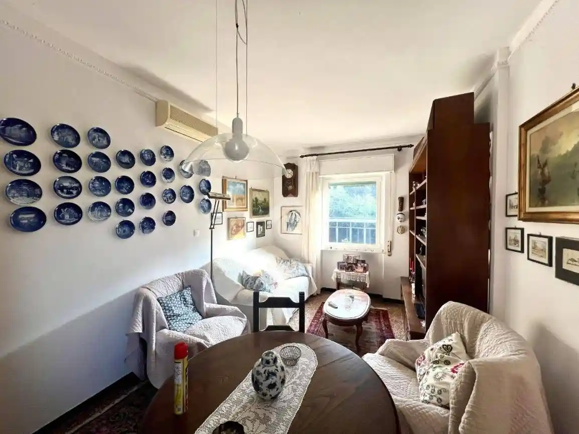 Appartamento in vendita a Genova