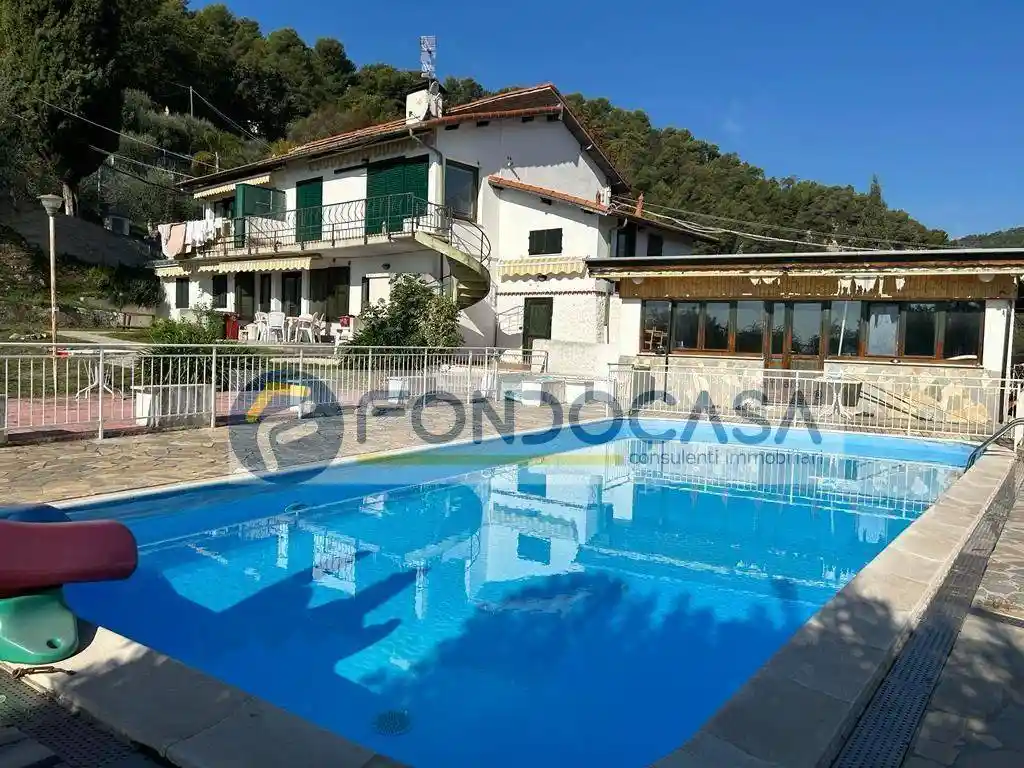 Appartamento in vendita a Camporosso