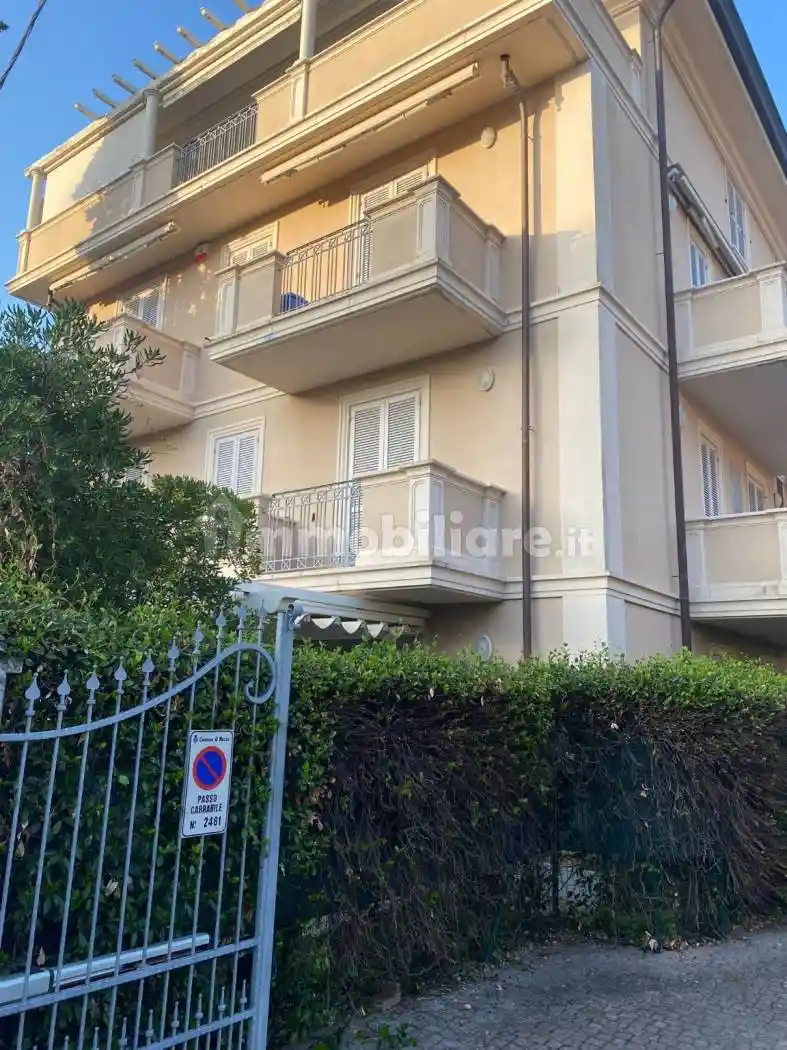 Appartamento in vendita a Massa