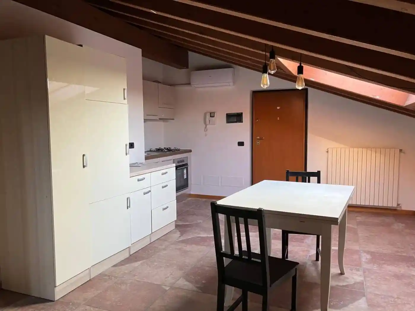 Attico - Mansarda in affitto a Gambara