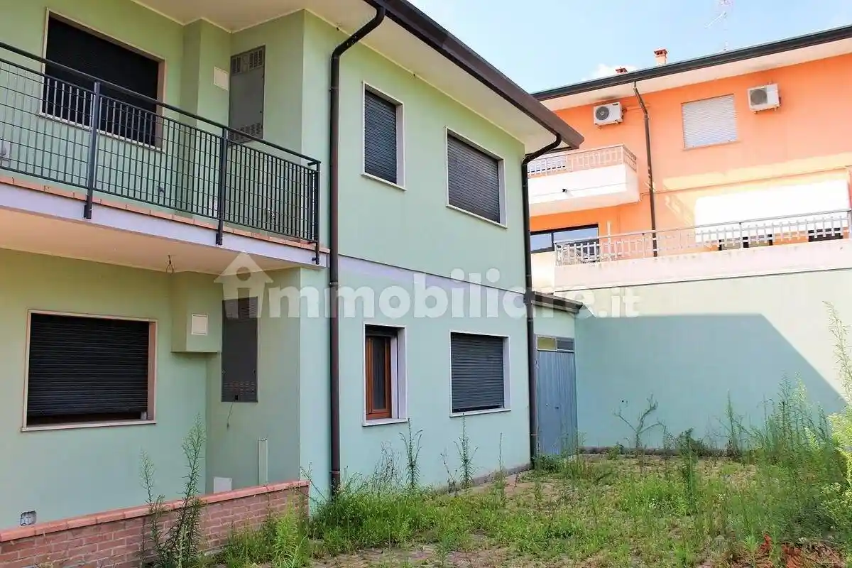 Villa in vendita a Taglio di Po