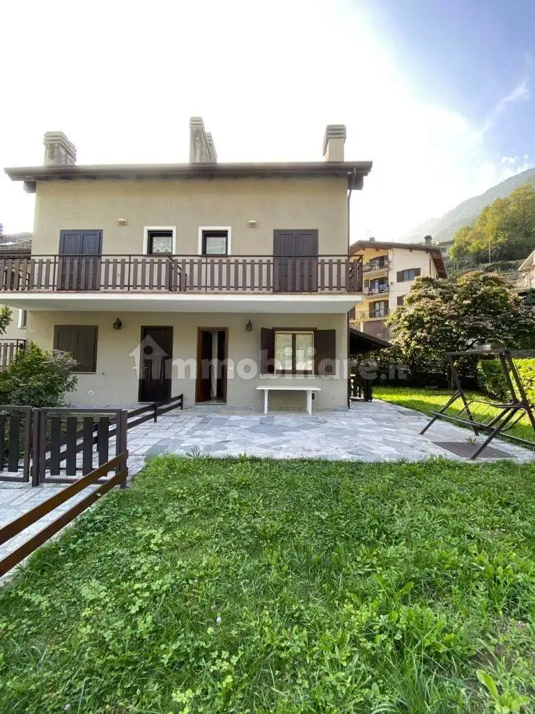 Appartamento in vendita a Torre di Santa Maria