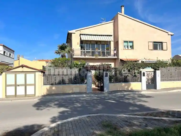 Villa in vendita a Orbetello
