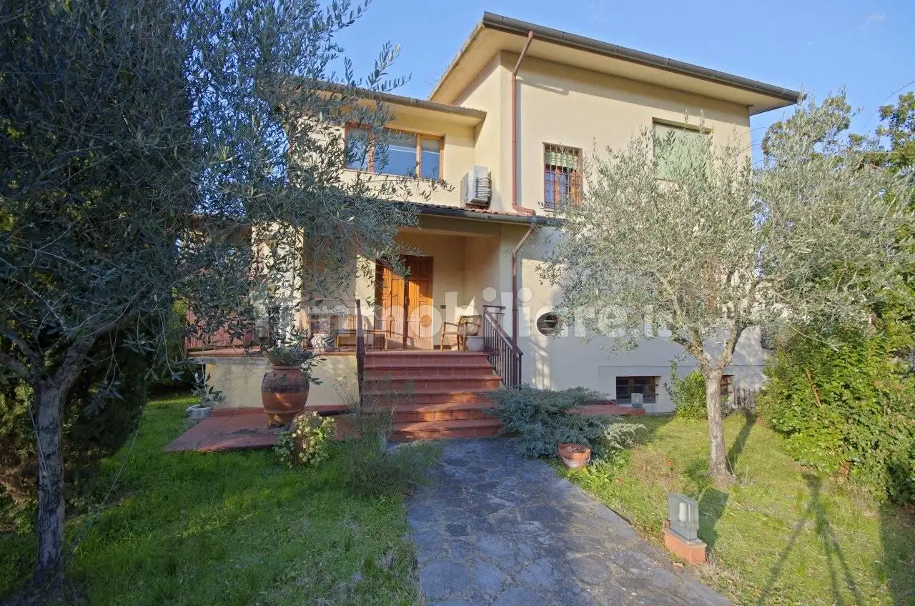 Casa indipendente in vendita a Figline e Incisa Valdarno