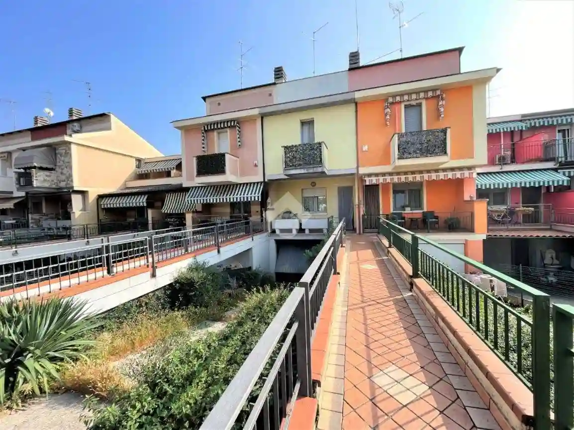 Villetta a schiera - foto 2