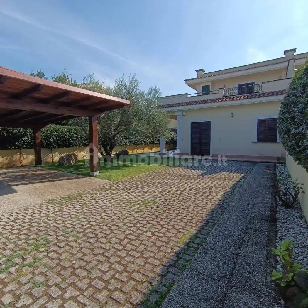 Villa in vendita a Fiano Romano