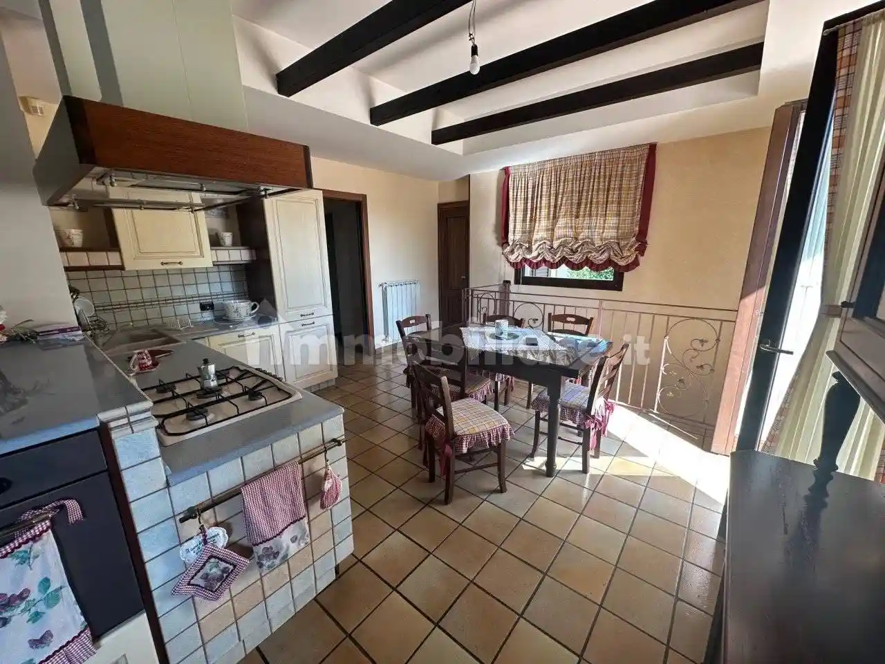 Villa unifamiliare via Cava Gucciardo Serrauccelli Quartarella, Serrauccelli, Modica - foto 4