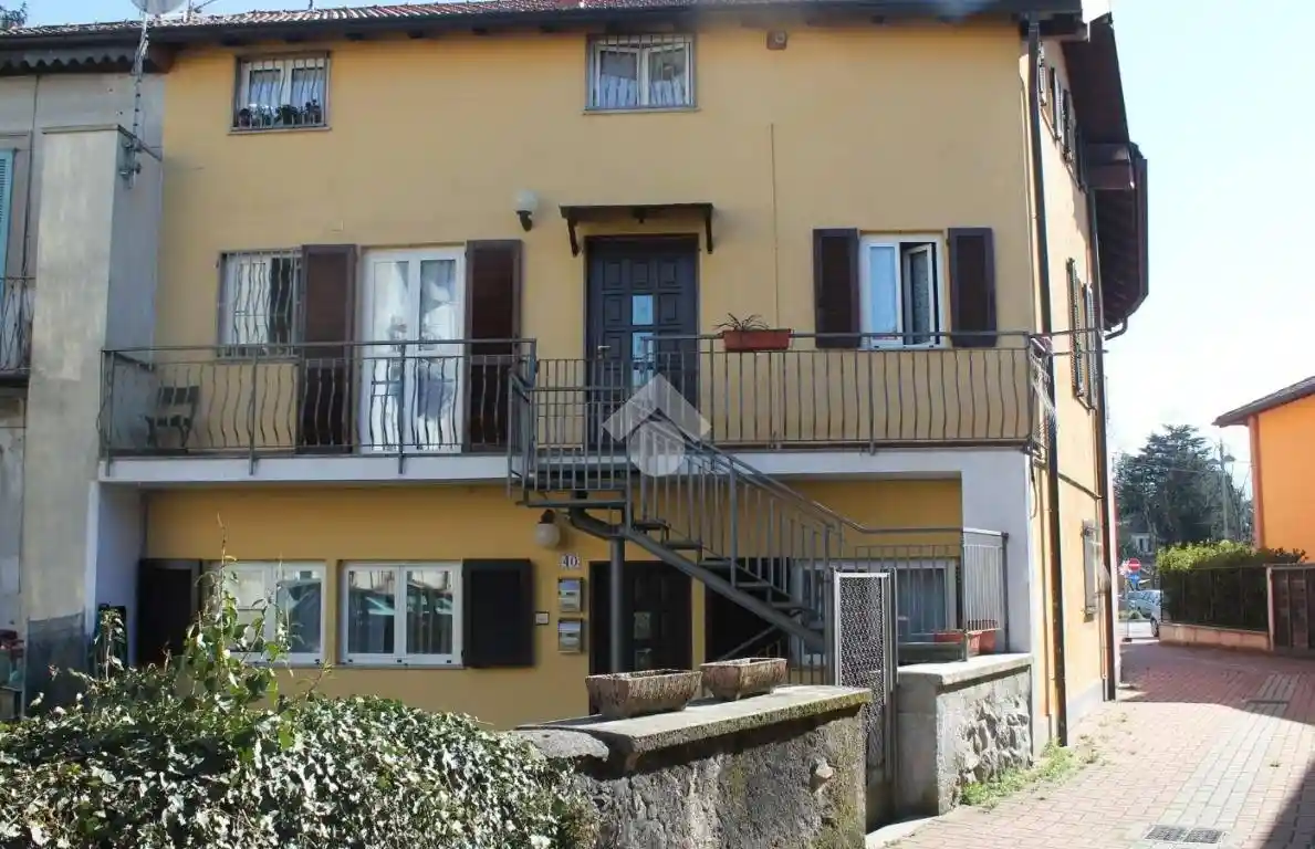 Casa indipendente in vendita a Malnate