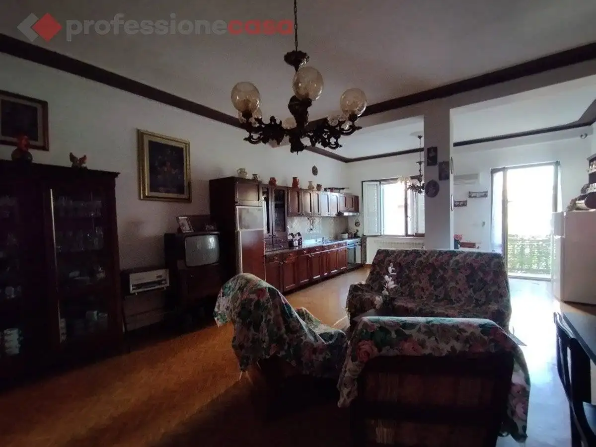 Appartamento via Colle, 33, Castelliri - foto 4