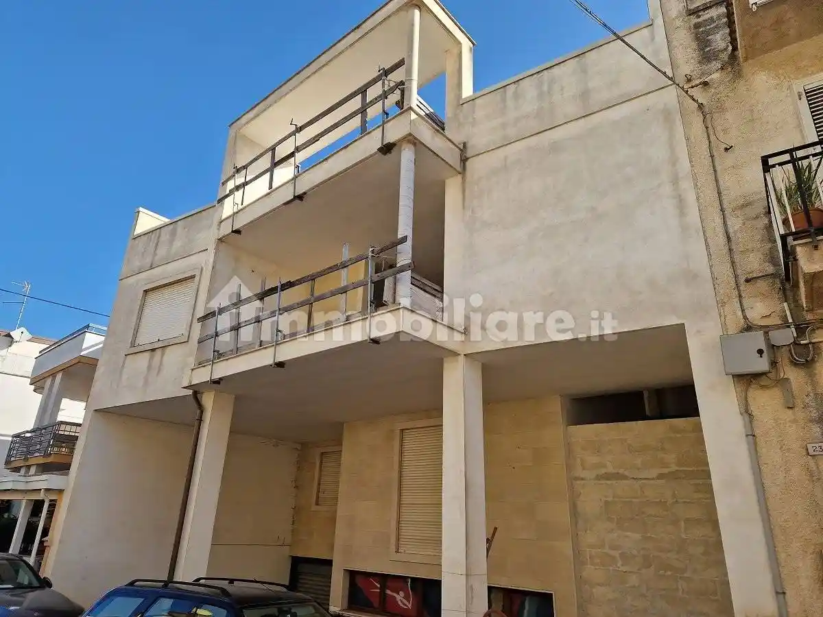 Rustico - Casale in vendita a Turi