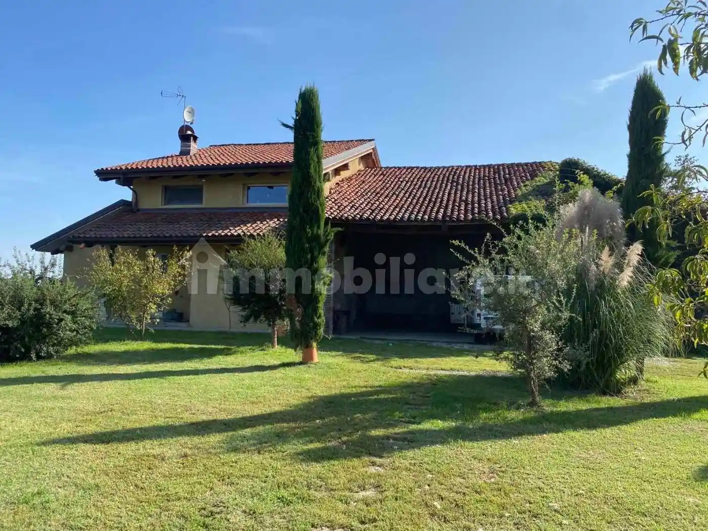 Rustico - Casale in vendita a Pinerolo