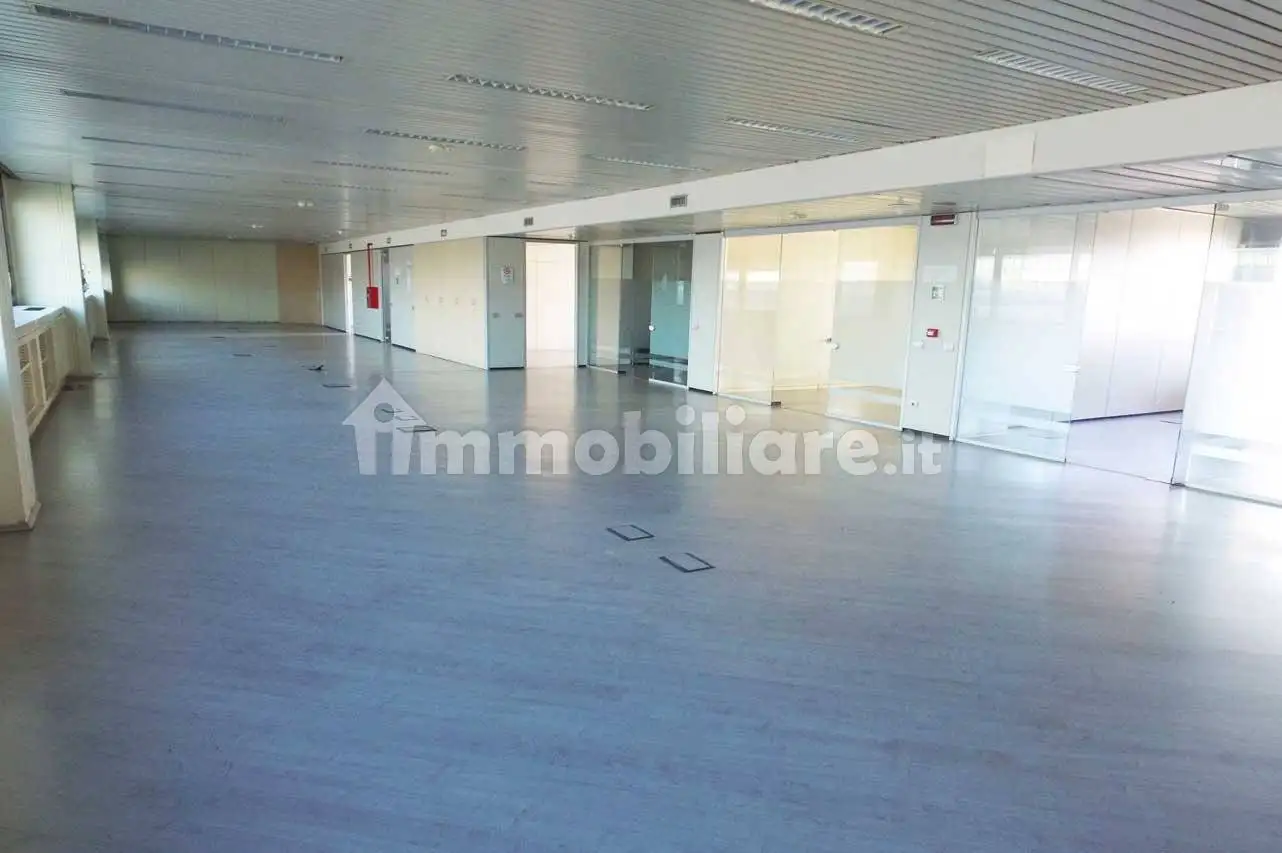 Building in vendita a Milan