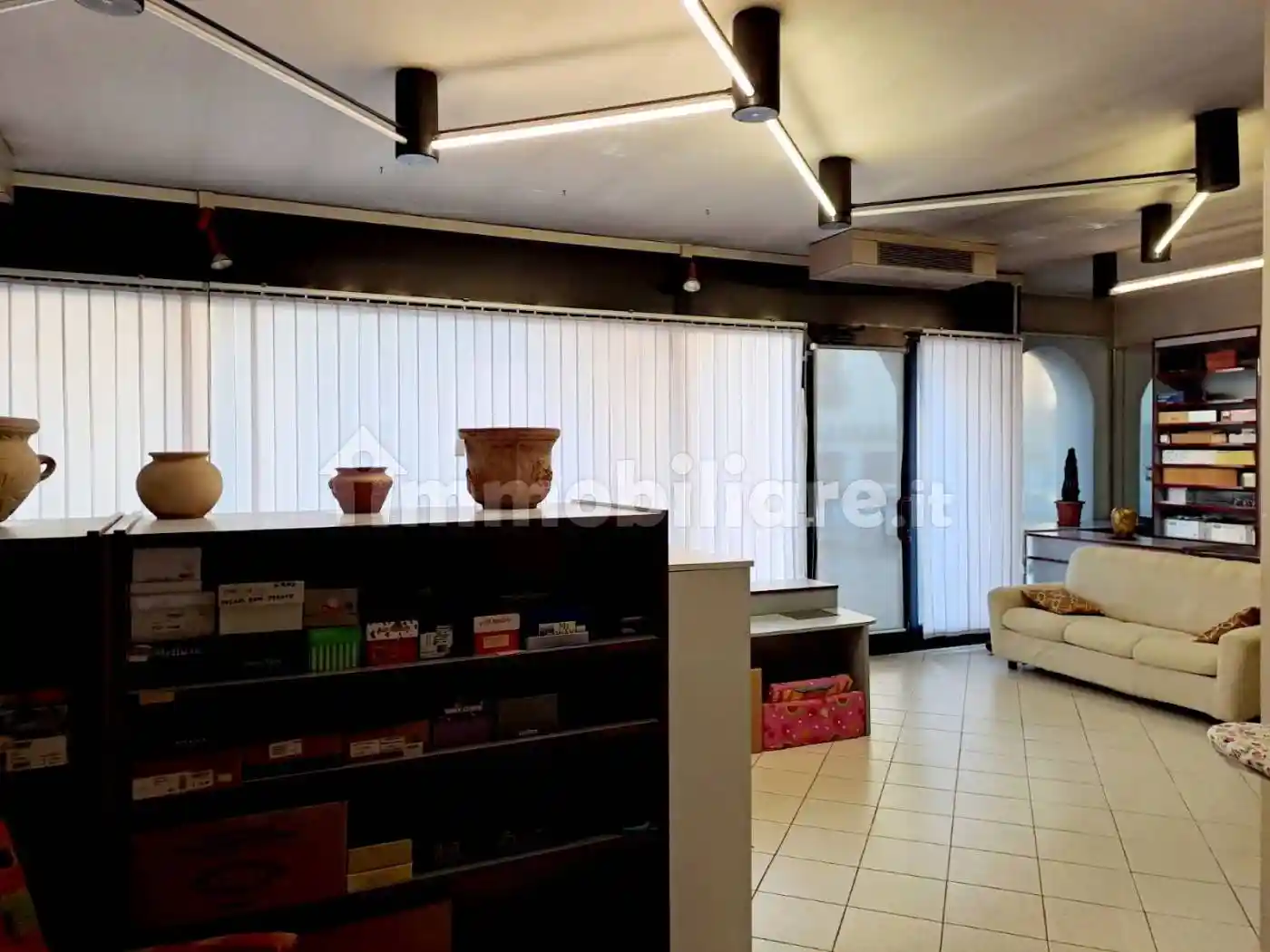 Casa indipendente in vendita a Fara Novarese