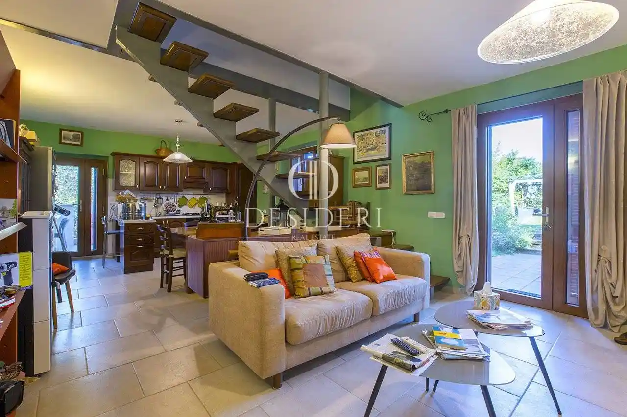 Villa in vendita a Magliano in Toscana