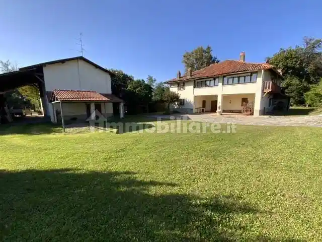 Rustico - Casale in vendita a Vedano Olona