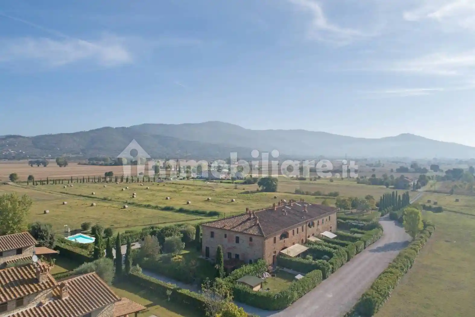 Rustico - Casale in vendita a Cortona