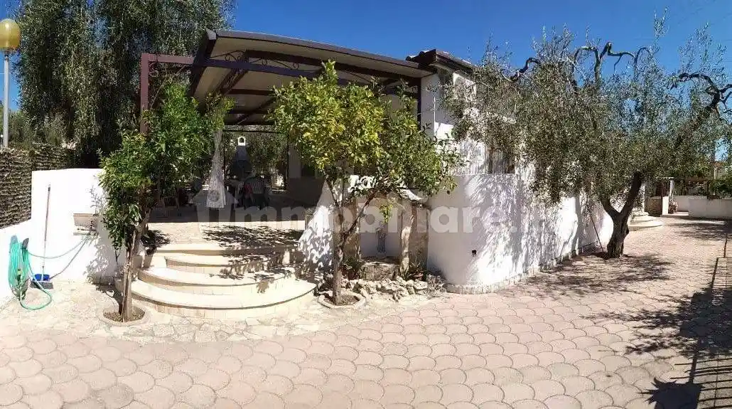 Villa in vendita a Monte Sant'Angelo