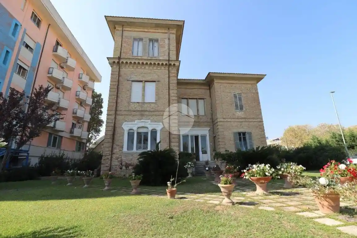 Villa unifamiliare Lungomare Zara 109, Centro, Giulianova - foto 4