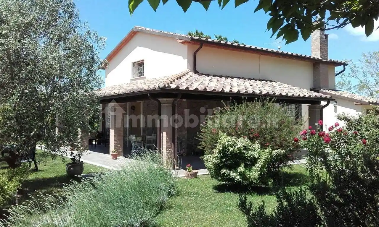 Rustico - Casale in vendita a Pitigliano