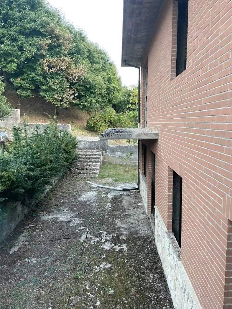 Appartamento in villa largo Bellavista 10, Centro, Canistro - foto 3