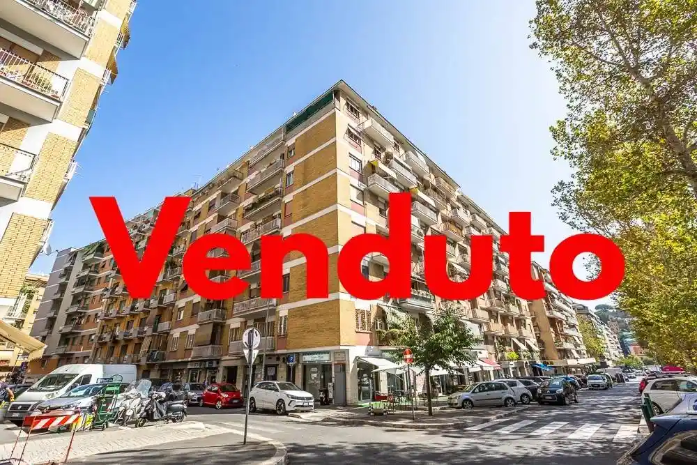 Appartamento in vendita a Roma