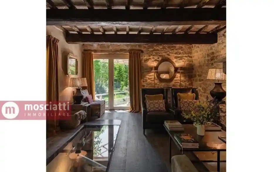 Rustico - Casale in vendita a Camerino