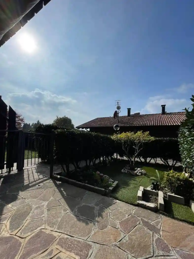 Appartamento in vendita a Costa Serina