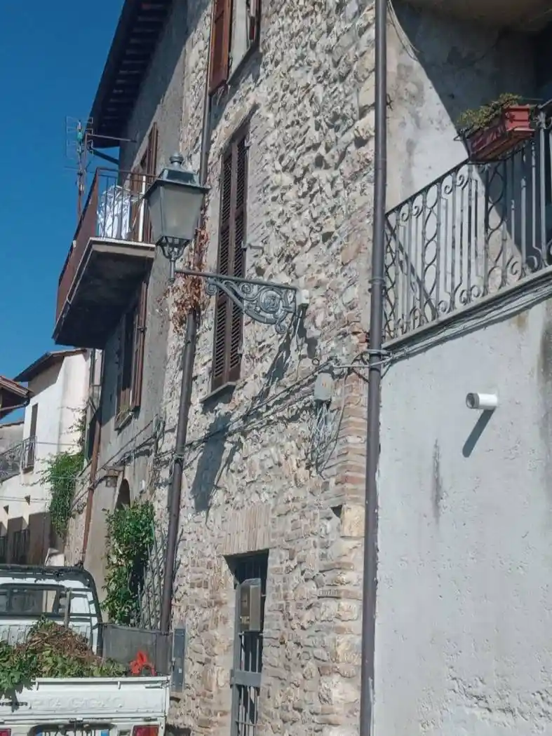 Casa indipendente in vendita a Terni