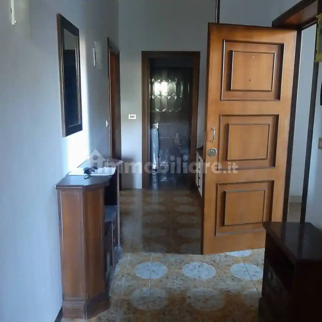 Appartamento via Tommaso Bruno Stoppa 5, Centro, Teramo - foto 4