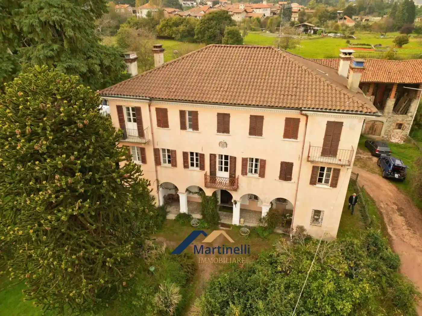 Villa in vendita a Serravalle Sesia