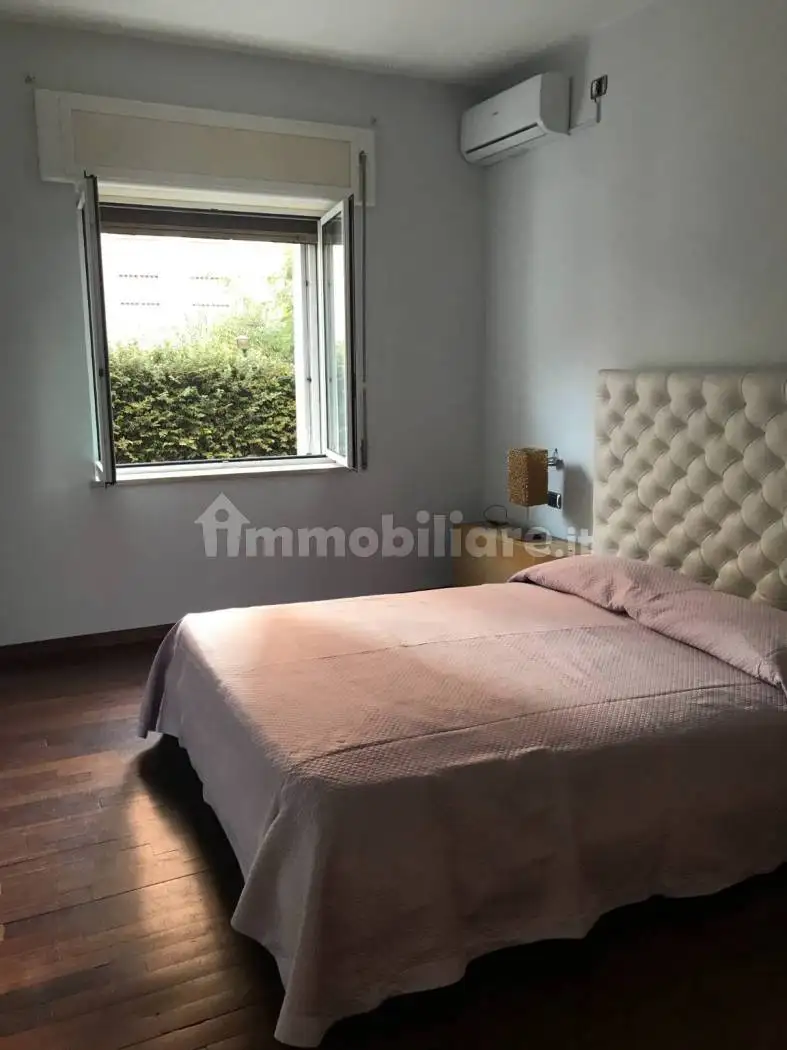 Appartamento in affitto a Napoli