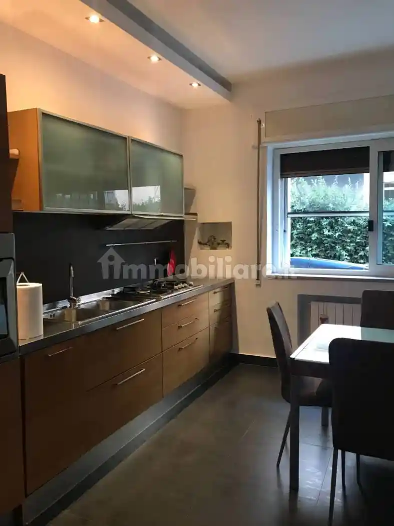 Trilocale viale Colli Aminei 58, Colli Aminei - Capodimonte, Napoli - foto 3