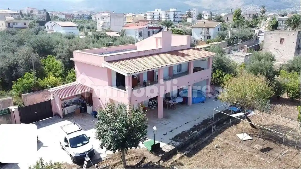 Villa in vendita a Carini