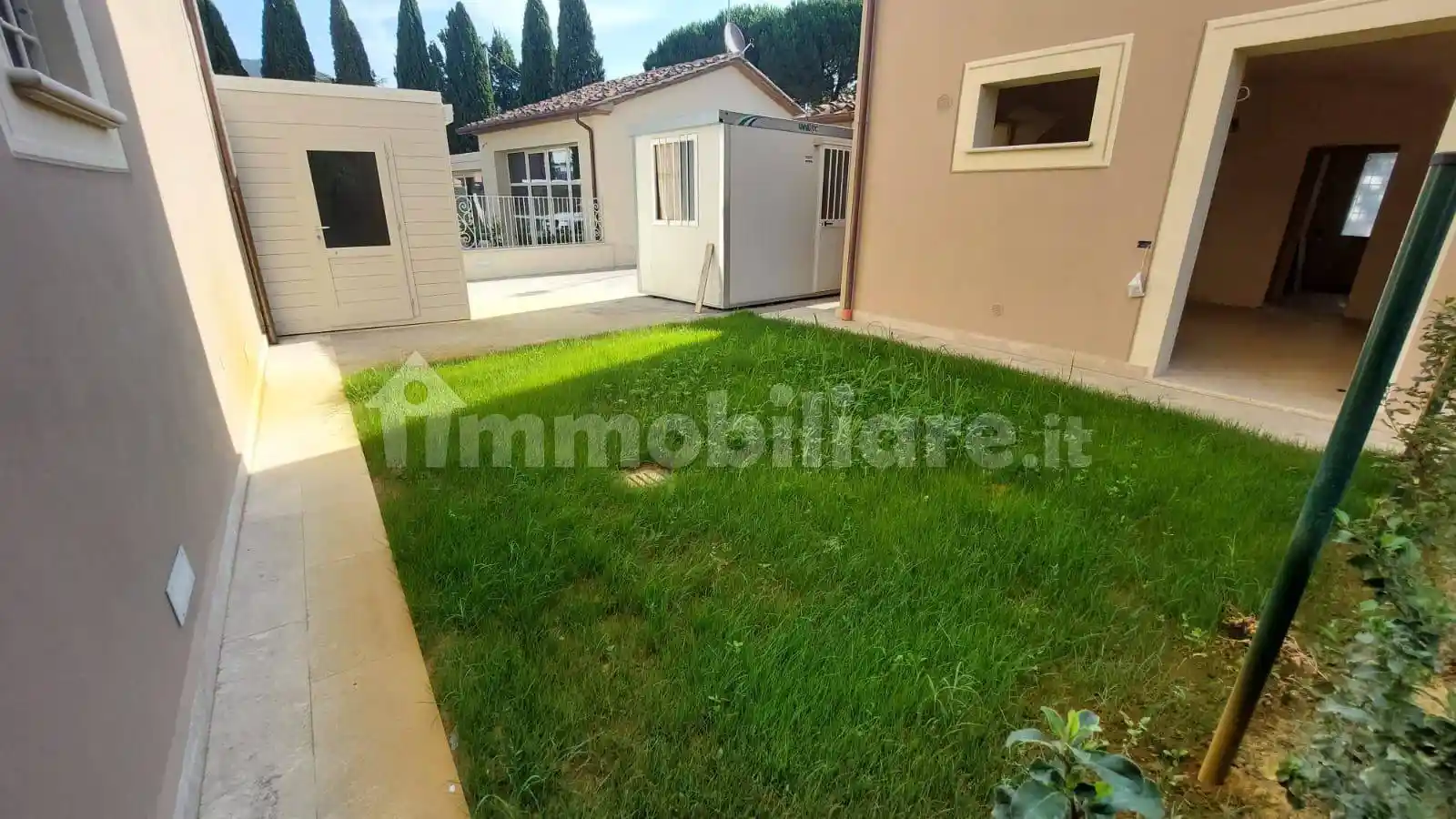 Appartamento in vendita a Cascina