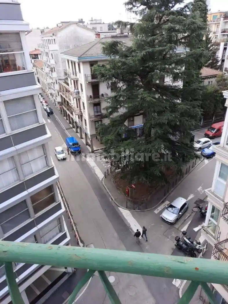 Appartamento in vendita a Varese