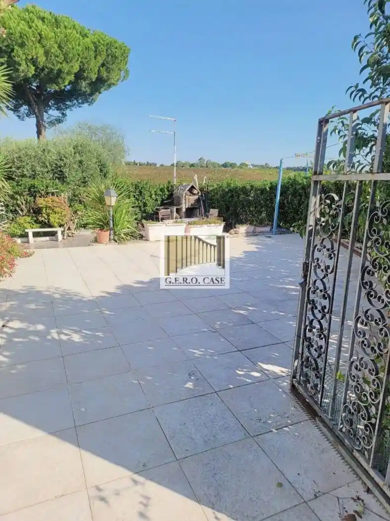 Villa in vendita a Montalto di Castro