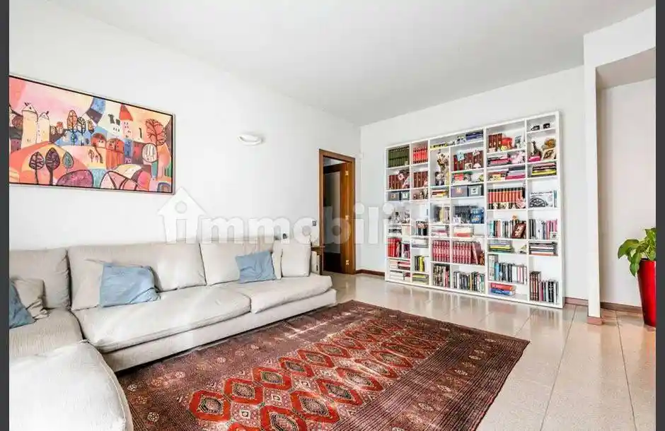 Appartamento in vendita a Trezzano sul Naviglio