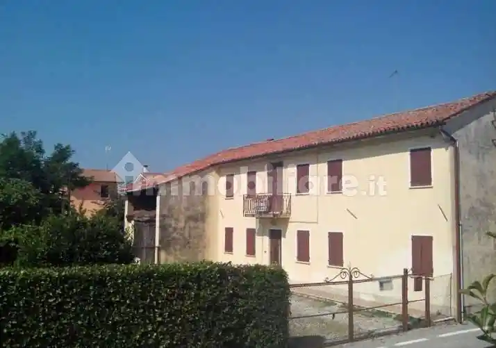 Rustico - Casale in vendita a Paese