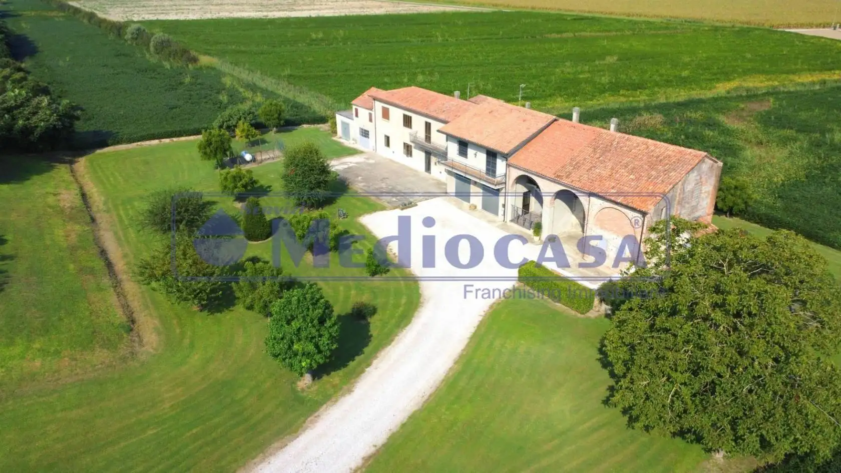 Villa in vendita a Boara Pisani