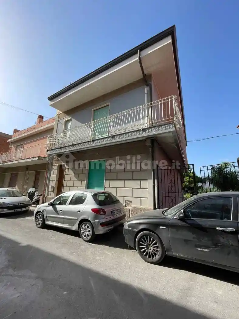 Appartamento in vendita a Furnari