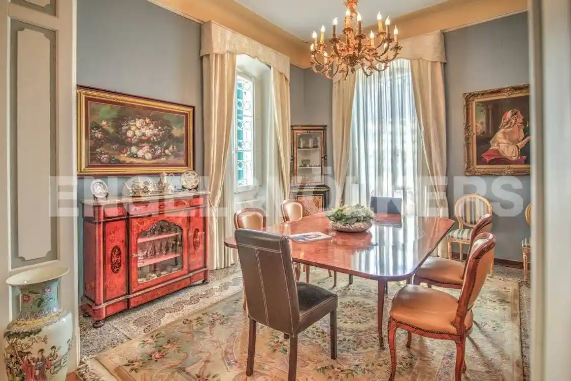 Villa in vendita a Imperia