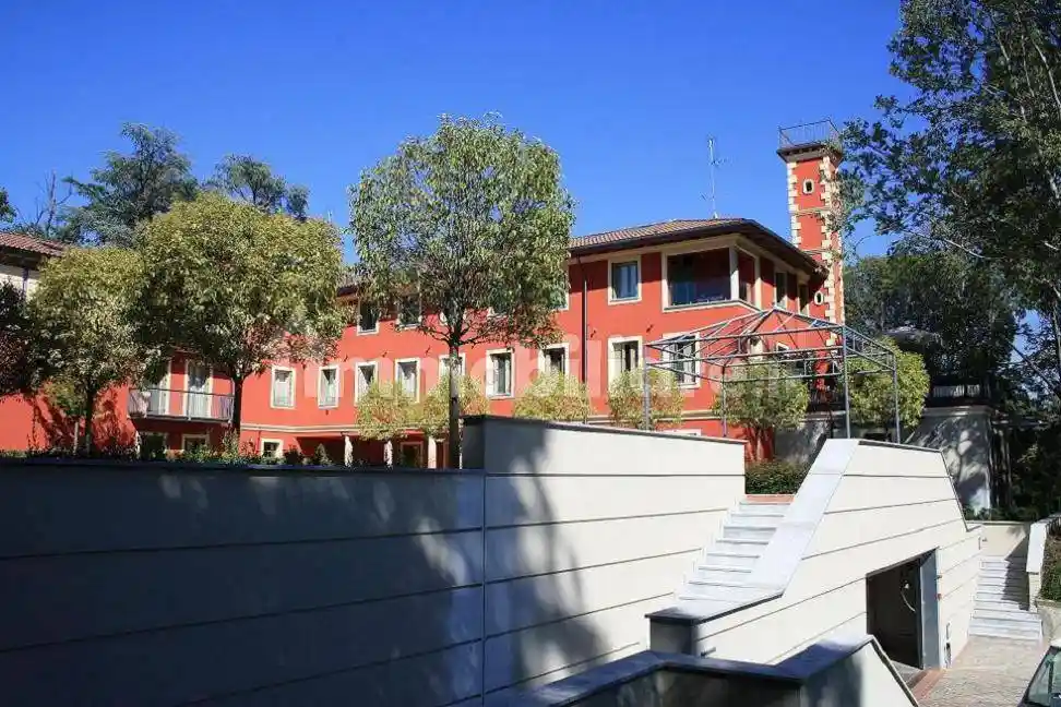 Appartamento in vendita a Senago