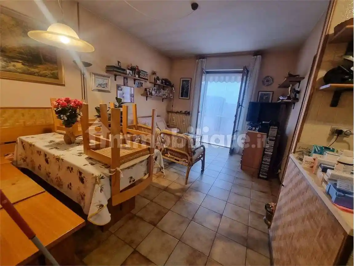 Appartamento in vendita a Sarzana