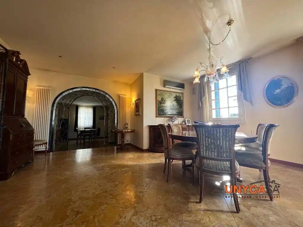 Villa in vendita a Cervarese Santa Croce