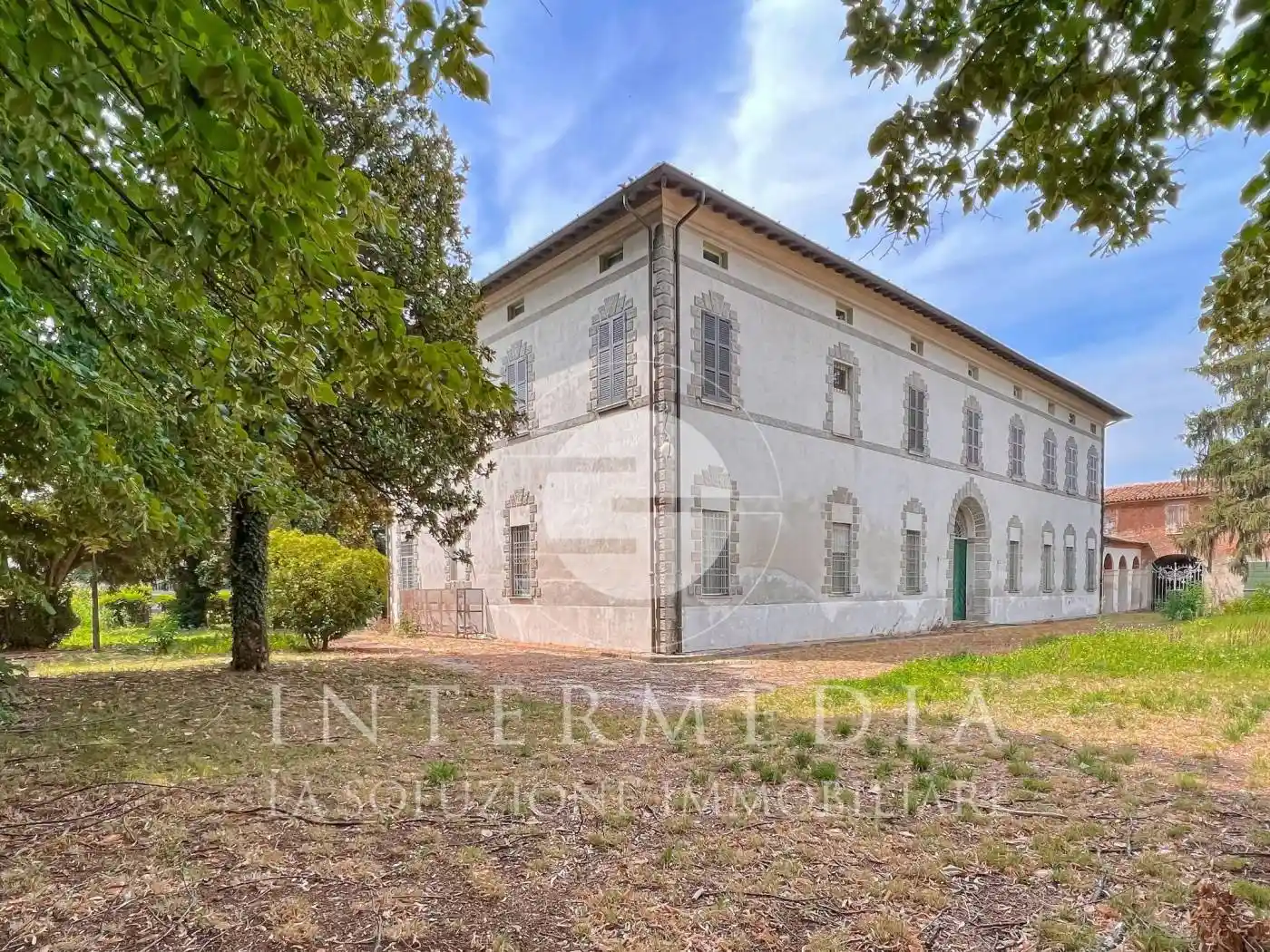 Palazzo - Edificio in vendita a Cremona