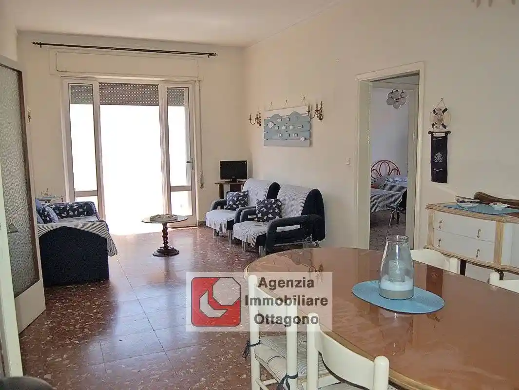 Appartamento in vendita a Viareggio