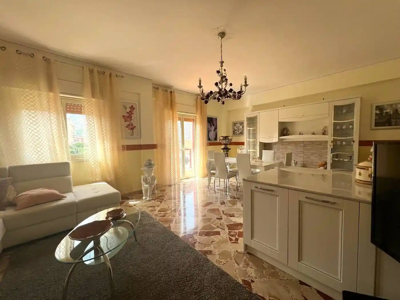 Appartamento in vendita a Palermo